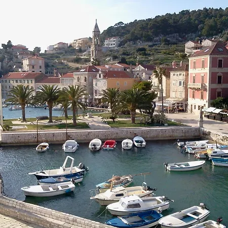 Novak Bonaparte - Hvar Center