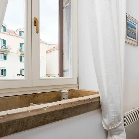 Novak Bonaparte - Hvar Center Apartment *