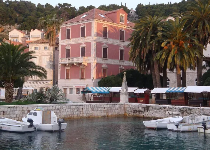 Apartment Novak Bonaparte - Hvar Center