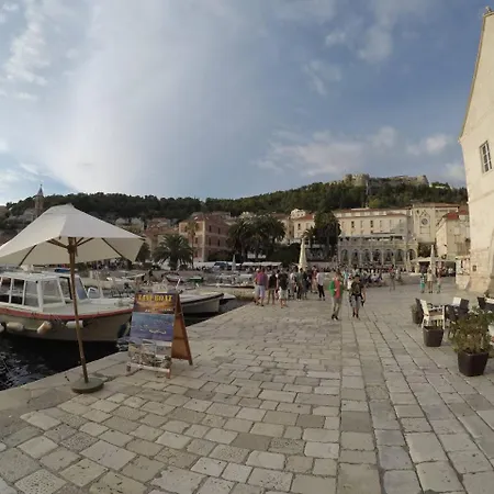 Apartmán Novak Bonaparte - Hvar Center *