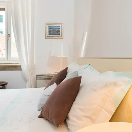 Apartmán Novak Bonaparte - Hvar Center