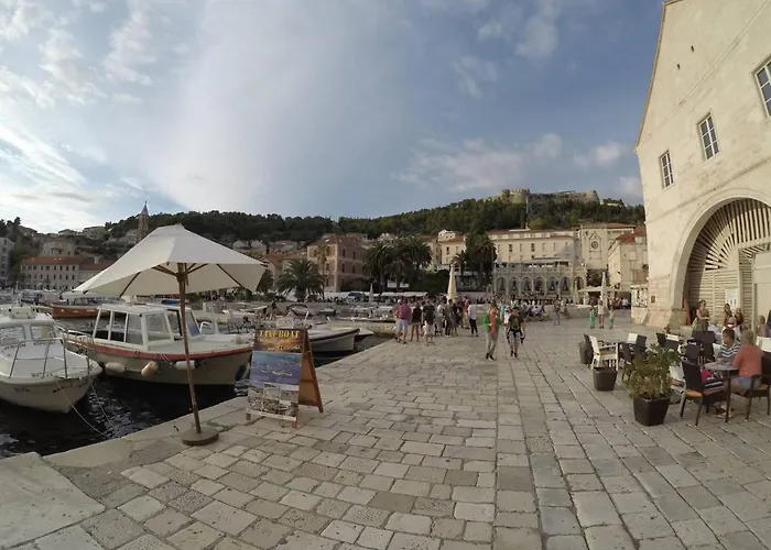 Apartman Novak Bonaparte - Hvar Center *