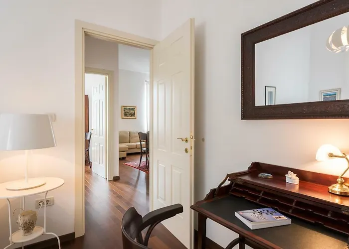 Novak Bonaparte - Hvar Center Apartman *