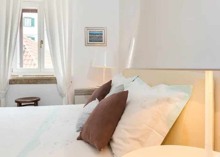 Apartman Novak Bonaparte - Hvar Center